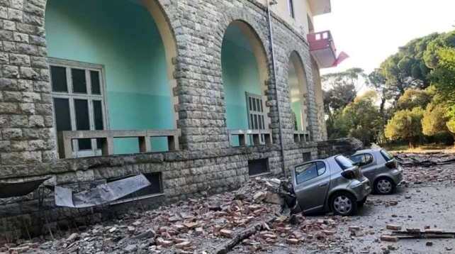 Qeveria shton fondet per Emergjencat Civile: Do perdoren per ndertime e rindertime banesash